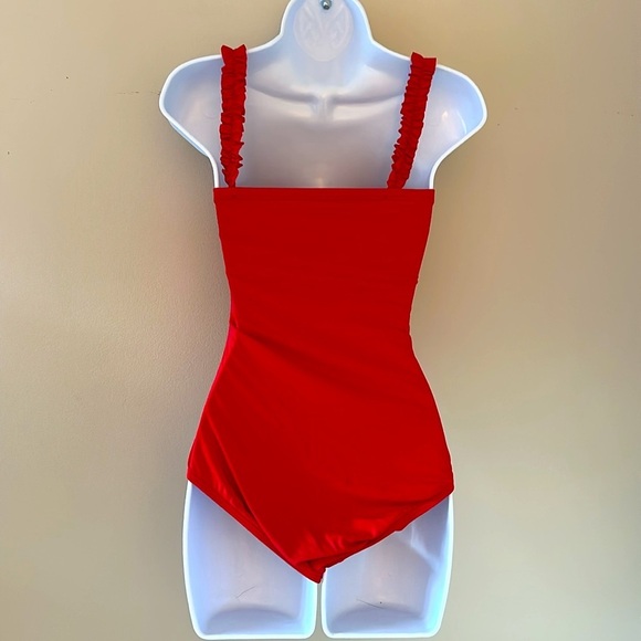 Kate Spade Womens Cabana Mini French Ruffle
Square-neck One-piece Swimsuit Small - Picture 6 of 11